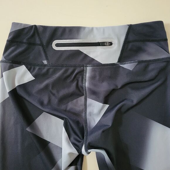Athleta Magnetic Sonar Geometric Print Leggings - Picture 12 of 16